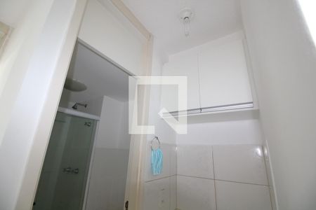 Apartamento à venda com 54m², 2 quartos e 1 vagaBanheiro Social
