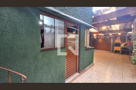 Casa à venda com 331m², 4 quartos e 4 vagasGaragem 2\Area de Serviço