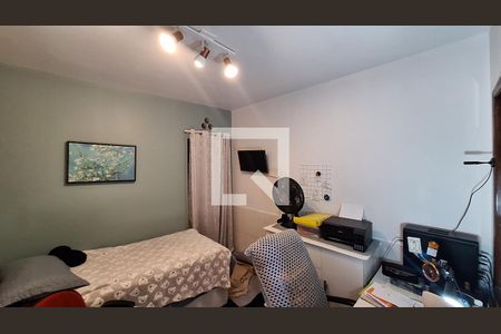 Casa à venda com 331m², 4 quartos e 4 vagasQuarto de Serviço