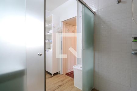 Casa à venda com 331m², 4 quartos e 4 vagasBanheiro da Suíte