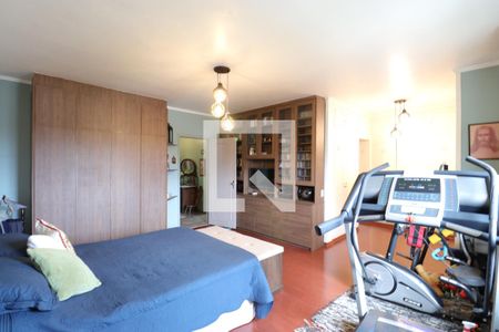 Casa à venda com 331m², 4 quartos e 4 vagasSuíte