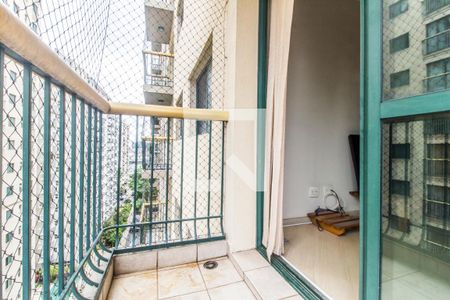 Apartamento para alugar com 90m², 3 quartos e 2 vagasVaranda