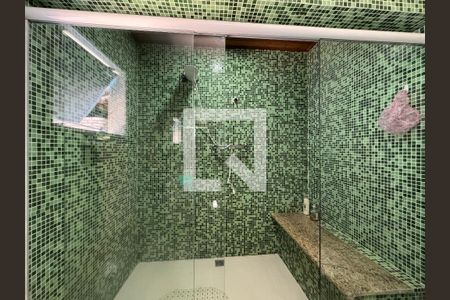 Casa à venda com 350m², 4 quartos e 2 vagas Casa à venda com 350m², 4 quartos e 2 vagassuíte 2 - Banheiro