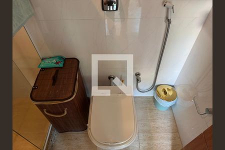 Casa à venda com 350m², 4 quartos e 2 vagas Casa à venda com 350m², 4 quartos e 2 vagasSuíte 1 (Master) - Banheiro