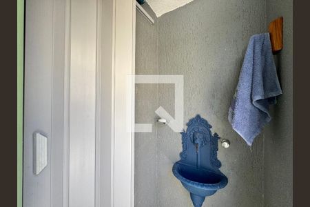 Casa à venda com 350m², 4 quartos e 2 vagas Casa à venda com 350m², 4 quartos e 2 vagasÁrea externa