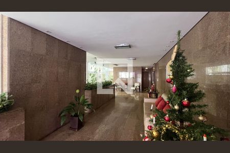 Apartamento para alugar com 104m², 2 quartos e 1 vaga Apartamento para alugar com 104m², 2 quartos e 1 vagaHall de entrada