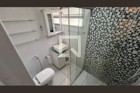 Apartamento para alugar com 104m², 2 quartos e 1 vaga Apartamento para alugar com 104m², 2 quartos e 1 vagaBanheiro da Suíte