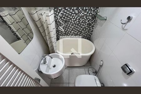 Apartamento para alugar com 104m², 2 quartos e 1 vaga Apartamento para alugar com 104m², 2 quartos e 1 vagaBanheiro 2