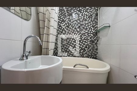 Apartamento para alugar com 104m², 2 quartos e 1 vaga Apartamento para alugar com 104m², 2 quartos e 1 vagaBanheiro 2