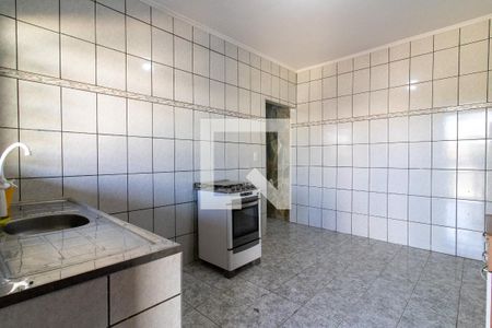 Casa à venda com 400m², 2 quartos e 2 vagasCozinha