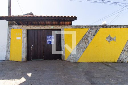Casa à venda com 400m², 2 quartos e 2 vagasFachada e placa