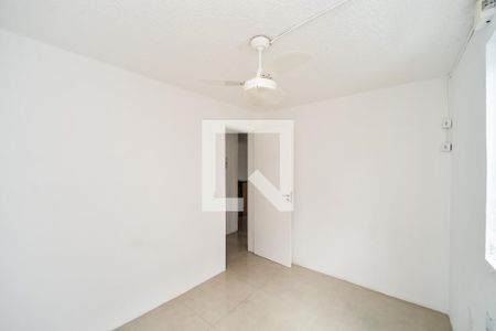 Quarto 1 de apartamento para alugar com 2 quartos, 40m² em Jardim Dona Leopoldina, Porto Alegre