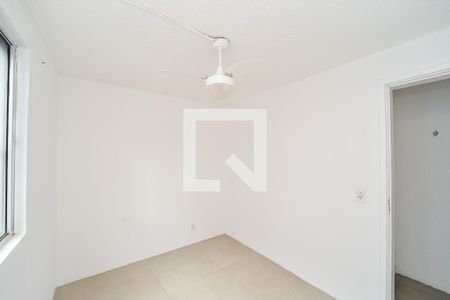 Quarto 1 de apartamento para alugar com 2 quartos, 40m² em Jardim Dona Leopoldina, Porto Alegre