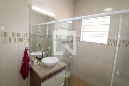 Casa à venda com 228m², 2 quartos e 3 vagasBanheiro