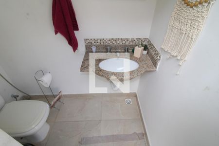 Casa à venda com 228m², 2 quartos e 3 vagasÁrea de Serviço - Lavabo