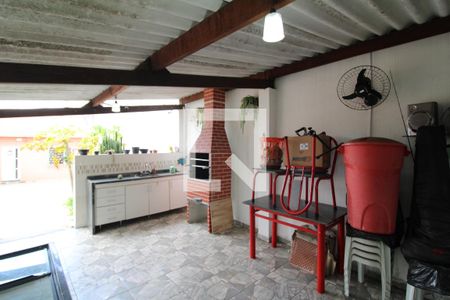 Casa à venda com 228m², 2 quartos e 3 vagasQuintal