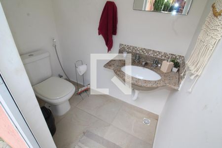 Casa à venda com 228m², 2 quartos e 3 vagasÁrea de Serviço - Lavabo