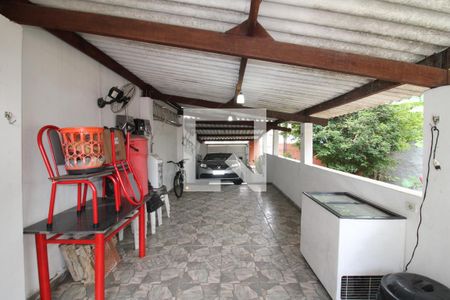 Casa à venda com 228m², 2 quartos e 3 vagasQuintal