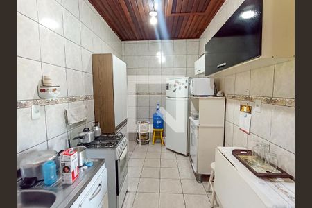 Casa à venda com 300m², 3 quartos e 2 vagasCozinha 