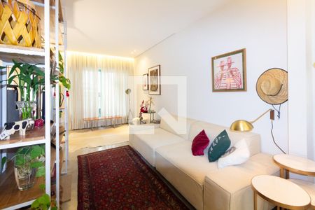 Sala de casa à venda com 2 quartos, 115m² em Vila Olímpia, São Paulo