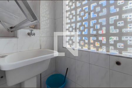 Apartamento à venda com 79m², 2 quartos e 1 vaga Apartamento à venda com 79m², 2 quartos e 1 vagaÁrea de Serviço