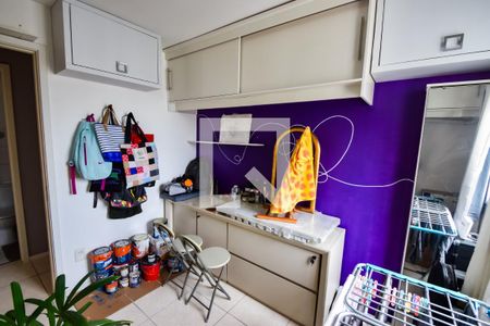 Quarto 1 de apartamento para alugar com 2 quartos, 51m² em Del Castilho, Rio de Janeiro