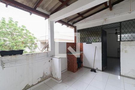 Casa à venda com 160m², 4 quartos e 2 vagasÁrea de Serviço