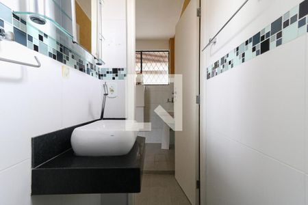 Casa à venda com 160m², 4 quartos e 2 vagasBanheiro