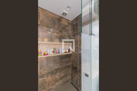 Apartamento à venda com 202m², 4 quartos e 4 vagasBanheiro da Suíte 1