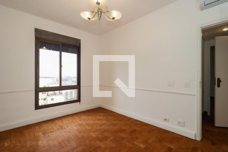 Apartamento à venda com 300m², 4 quartos e 4 vagas Apartamento à venda com 300m², 4 quartos e 4 vagasQuarto 3