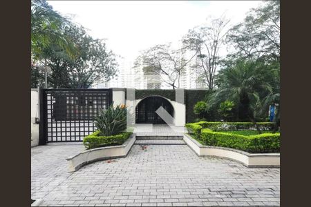 Apartamento à venda com 300m², 4 quartos e 4 vagas Apartamento à venda com 300m², 4 quartos e 4 vagasÁrea comum