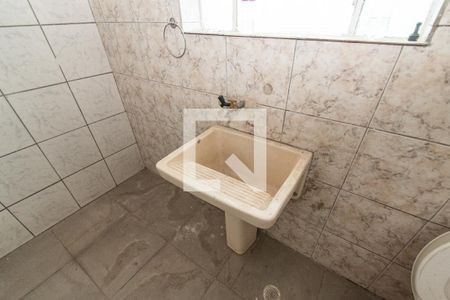 Casa à venda com 318m², 2 quartos e 1 vaga Casa à venda com 318m², 2 quartos e 1 vagaBanheiro