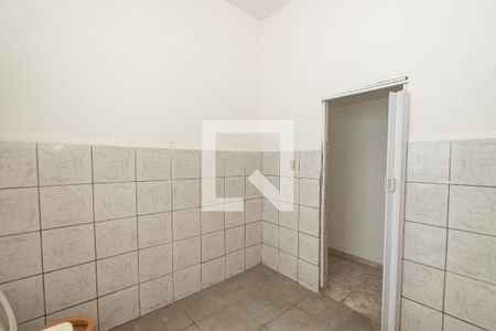 Casa à venda com 318m², 2 quartos e 1 vaga Casa à venda com 318m², 2 quartos e 1 vagaBanheiro
