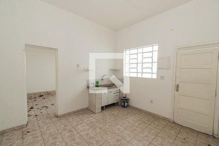 Casa à venda com 318m², 2 quartos e 1 vaga Casa à venda com 318m², 2 quartos e 1 vagaCozinha