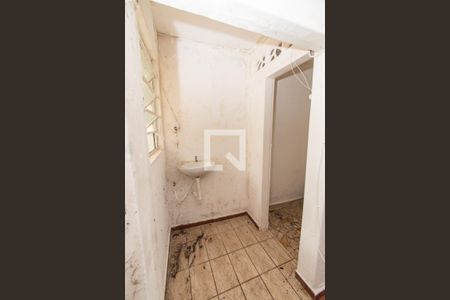 Casa à venda com 318m², 2 quartos e 1 vaga Casa à venda com 318m², 2 quartos e 1 vagaCasa 3 - banheiro