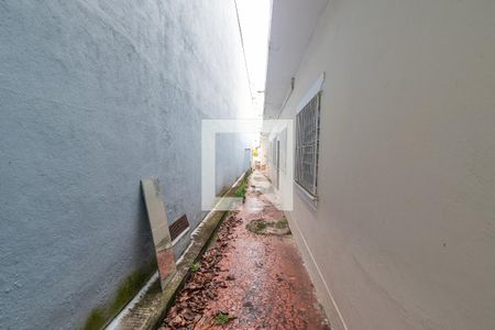 Casa à venda com 318m², 2 quartos e 1 vaga Casa à venda com 318m², 2 quartos e 1 vagaCorredor