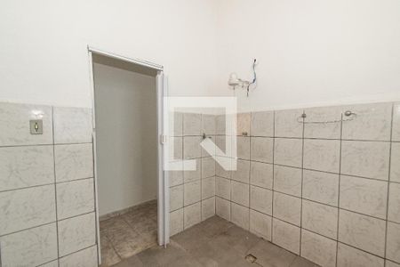 Casa à venda com 318m², 2 quartos e 1 vaga Casa à venda com 318m², 2 quartos e 1 vagaBanheiro