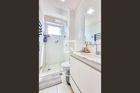 Apartamento para alugar com 64m², 2 quartos e 2 vagasBanheiro