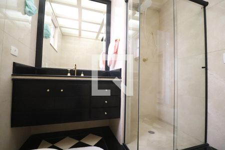 Apartamento à venda com 260m², 3 quartos e 4 vagasBanheiro Quarto 3 suíte