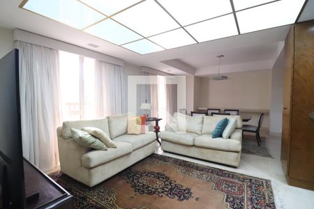 Apartamento à venda com 260m², 3 quartos e 4 vagasSala 2