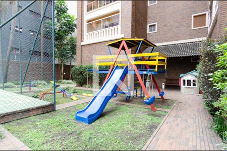 Apartamento à venda com 260m², 3 quartos e 4 vagasÁrea comum - Playground