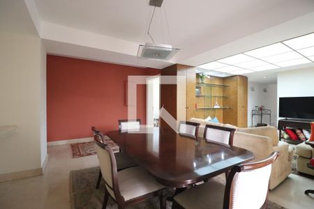 Apartamento à venda com 260m², 3 quartos e 4 vagasSala 2