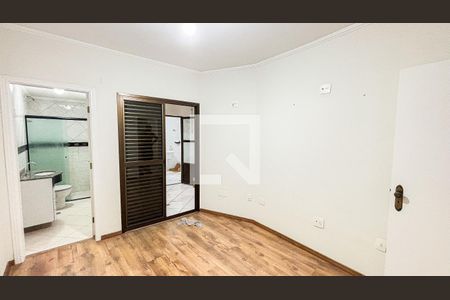 Apartamento à venda com 113m², 3 quartos e 2 vagas Apartamento à venda com 113m², 3 quartos e 2 vagasSuite 2