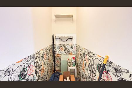 Apartamento à venda com 113m², 3 quartos e 2 vagas Apartamento à venda com 113m², 3 quartos e 2 vagasDespensa