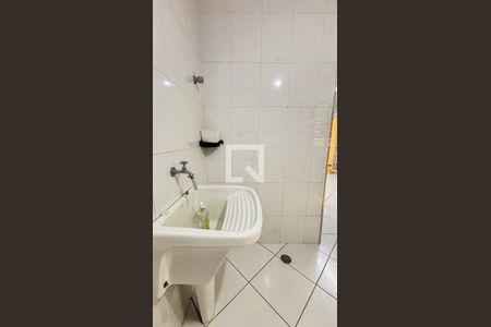 Apartamento à venda com 113m², 3 quartos e 2 vagas Apartamento à venda com 113m², 3 quartos e 2 vagasÁrea de Serviço