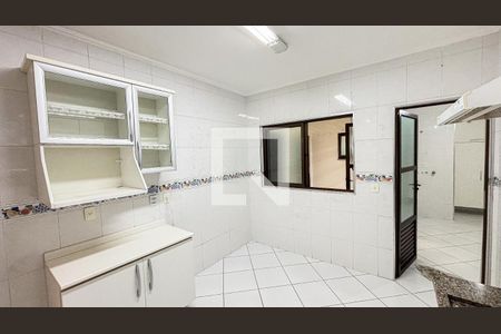Apartamento à venda com 113m², 3 quartos e 2 vagas Apartamento à venda com 113m², 3 quartos e 2 vagasCozinha