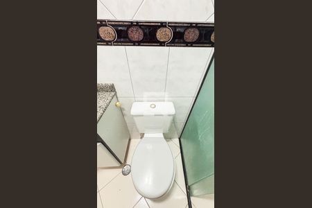 Apartamento à venda com 113m², 3 quartos e 2 vagas Apartamento à venda com 113m², 3 quartos e 2 vagasBanheiro da Suíte 2