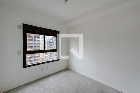 Apartamento à venda com 105m², 3 quartos e 2 vagasQuarto 2 - Suíte