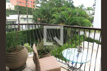 Apartamento à venda com 160m², 3 quartos e 4 vagas