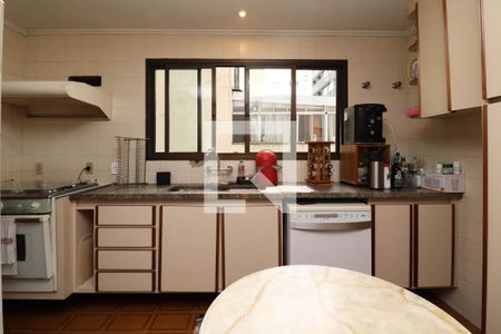 Apartamento à venda com 180m², 4 quartos e 2 vagasCozinha